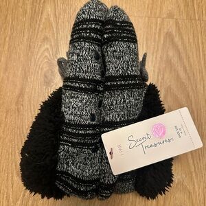 Secret Treasures Black and White Knit Slipper Socks